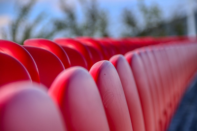 米体：联赛14轮不胜，佛罗伦萨多名球员及其家人遭死亡威胁