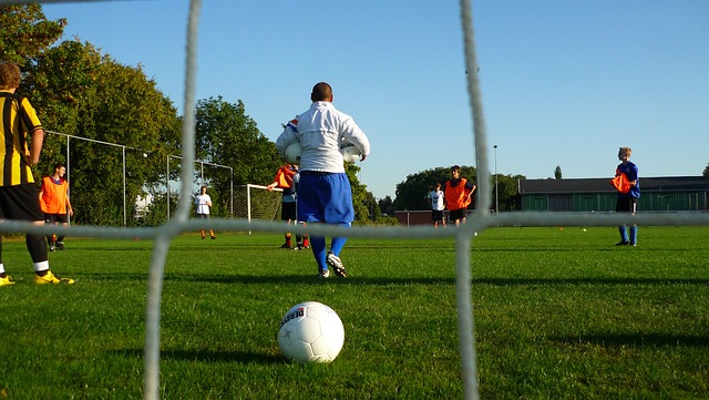 格策：世界杯绝杀阿根廷的那一刻靠的是本能；梅西是我的偶像