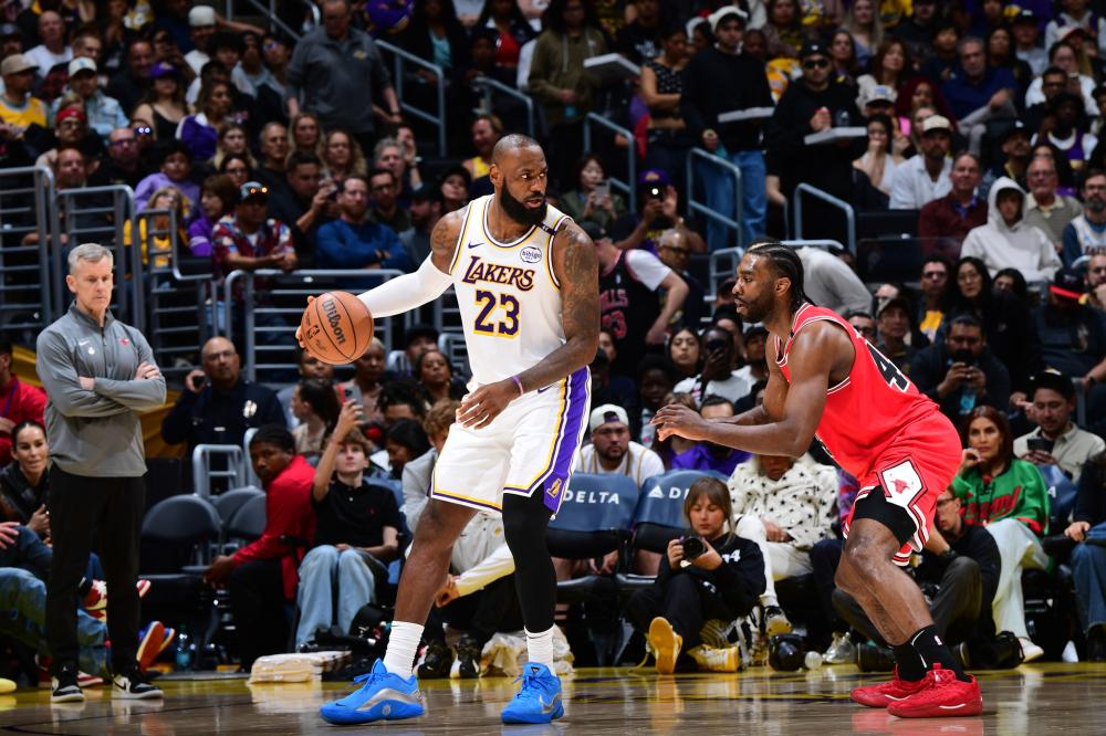 如何给孩子选择第一颗篮球？